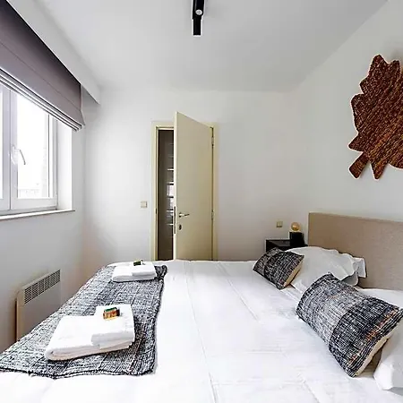 In With Balcony 4* Ostenda